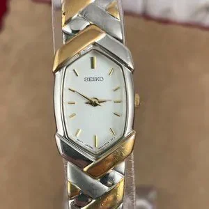 Seiko | Accessories | Vintage Sleek Thin Seiko Dress Watch 2  display picture 1